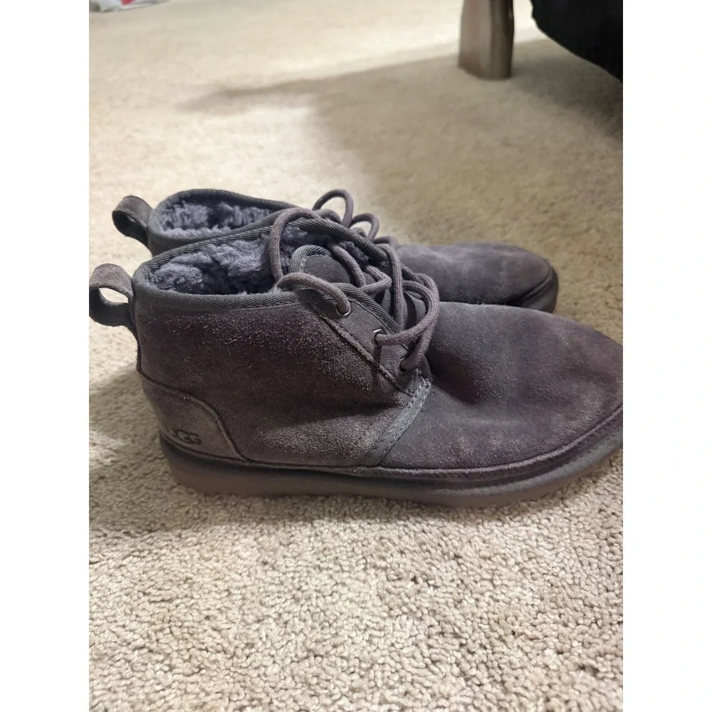 UGG Neumel Grey Suede Lace Up Chukka Boots 1094269 Mens 7 Womens 9